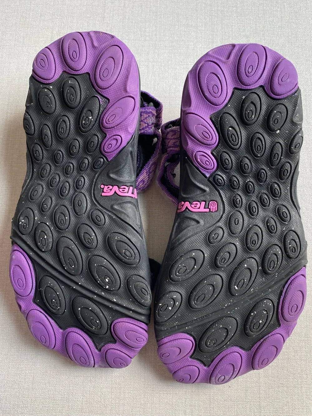 Teva Hurricane Women's Purple Geometric Pattern Strappy Sport Sandals Size 4